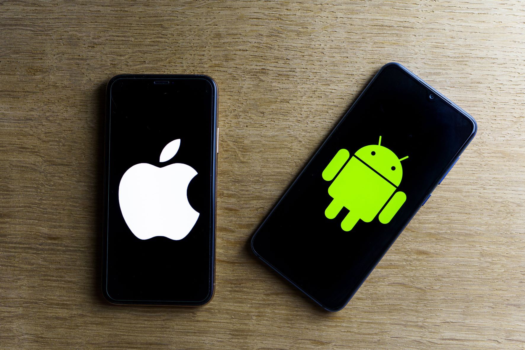 Beberapa Perbedaan Antara Android dan iPhone